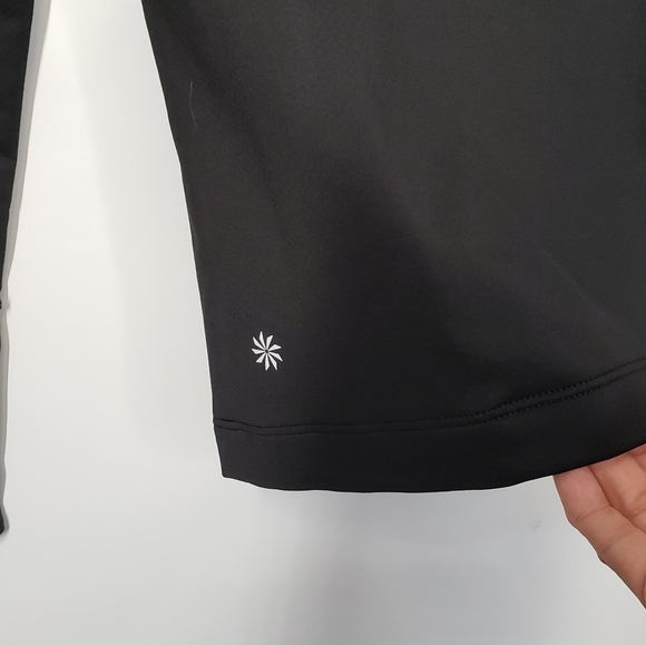 Athleta Black 1/4 Zip Long Sleeve Pullover Jacket Top Back Pocket Size XXS - Picture 7 of 13